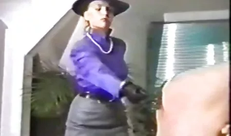 شرکت داستانهاي سكسي با مادر زن بلوند آرژانتینی لعنتی - Great Tits!
