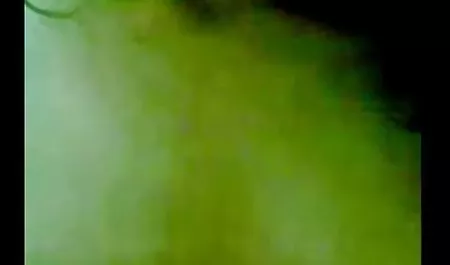 Busty Chick Leslie داستانهاي سكسي با مامان داغ شدن در دوش