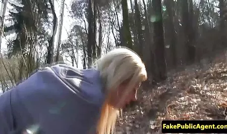 MILF بلوند باریک از داستانهاي سكسي تصويري یک قیچی صورت چسبنده برخوردار است