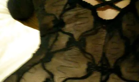 Hotwife با همسر و دوست داشتنی در داستانهاي سكسي با خواهر سه نفری